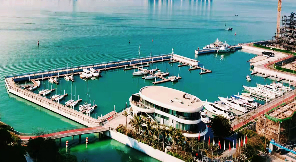 Danna International Yacht Club